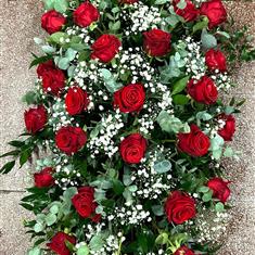 Casket Spray Filled with red roses 4&#39;