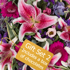 Gift Set 2 - Florist Choice Traditional Bouquet