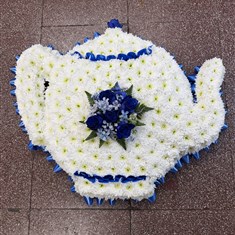 BLUE  AND WHITE TEA POT